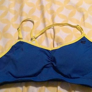 Sports bra